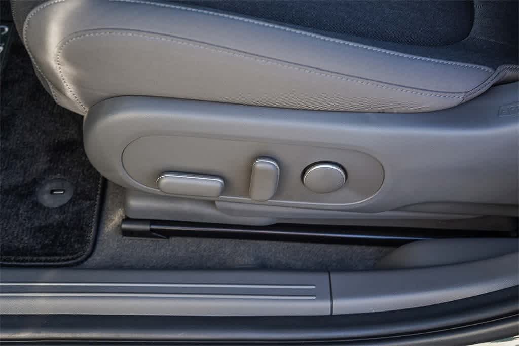 Thumbnail: 2025 Hyundai Ioniq 5 - 28