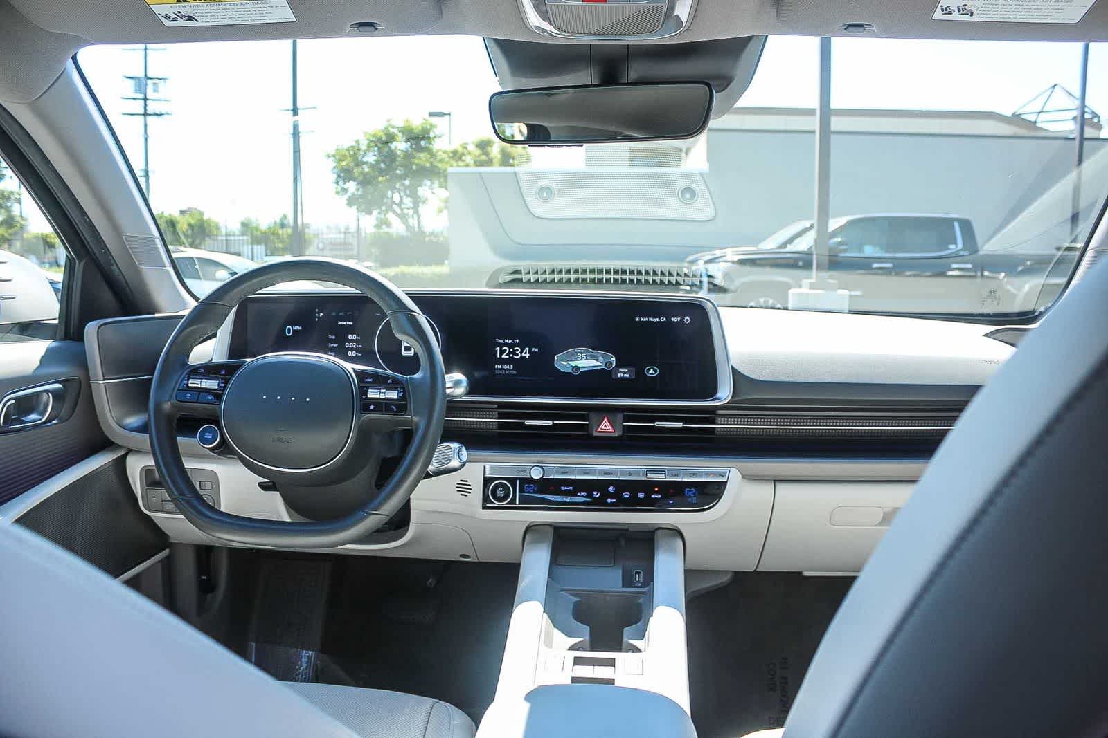 Thumbnail: 2023 Hyundai Ioniq 6 - 16