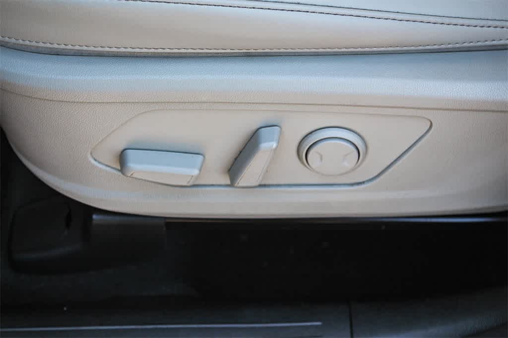 Thumbnail: 2024 Kia Sorento - 26