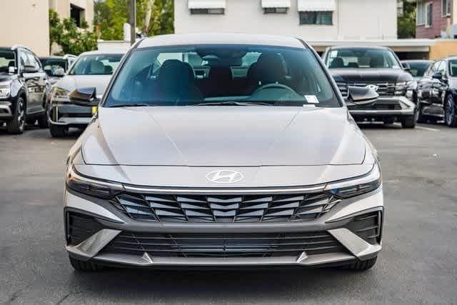 Thumbnail: 2025 Hyundai Elantra - 2