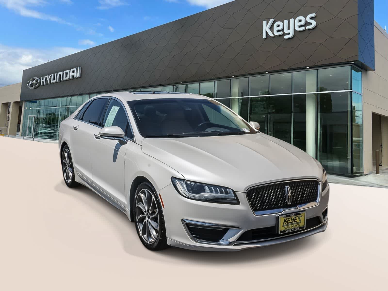 Thumbnail: 2019 Lincoln MKZ - 3