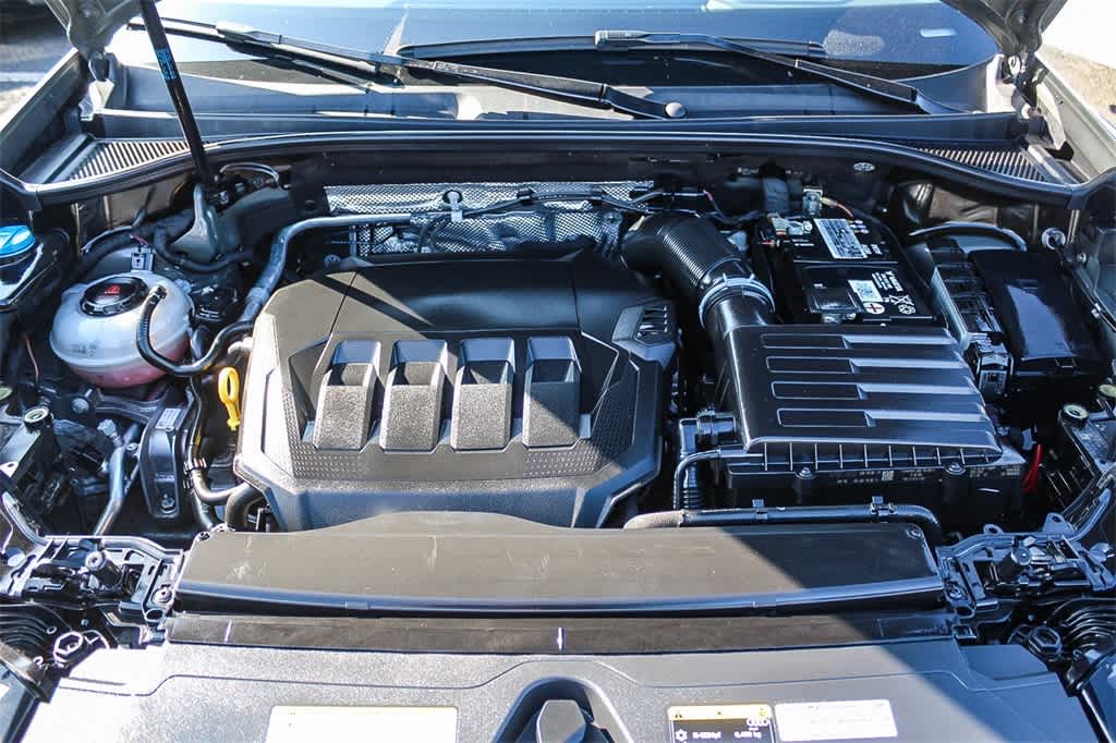 Thumbnail: 2021 Audi Q3 - 32