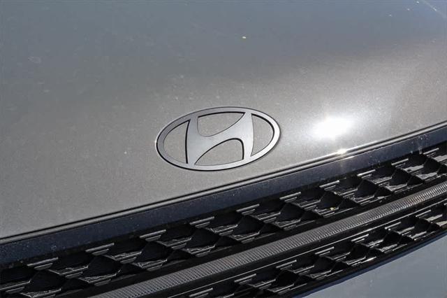 2025 Hyundai Santa Fe Calligraphy 11