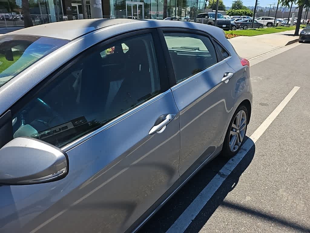 Thumbnail: 2016 Hyundai Elantra - 23