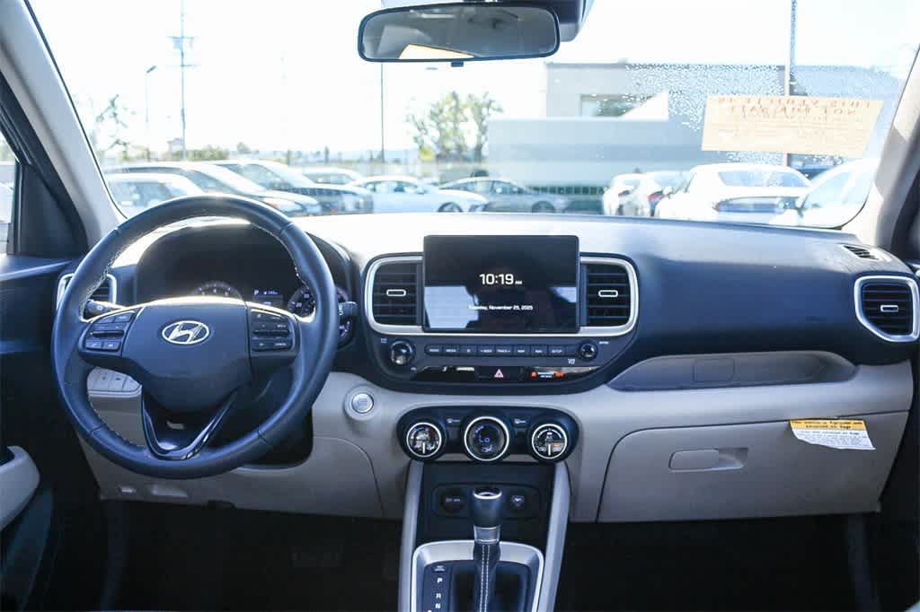 Thumbnail: 2020 Hyundai Venue - 16