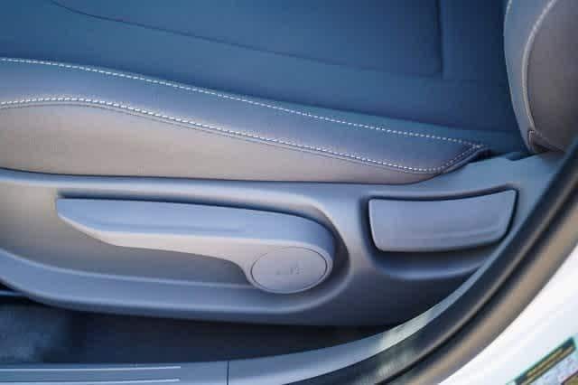 Thumbnail: 2024 Hyundai Elantra - 24