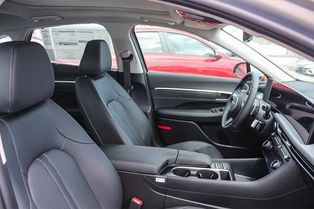 2025 Hyundai Sonata Limited 18