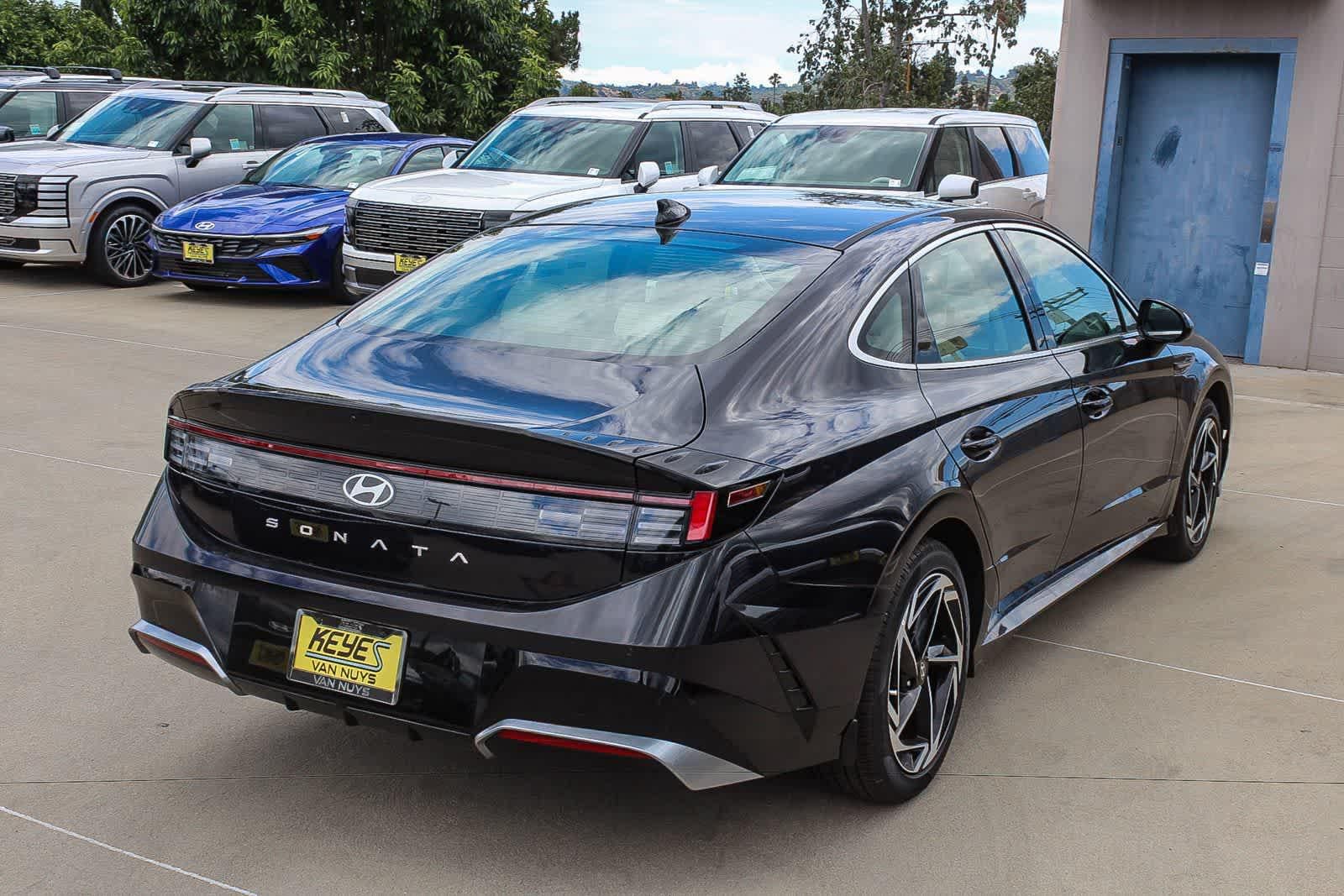 Thumbnail: 2026 Hyundai Sonata - 4
