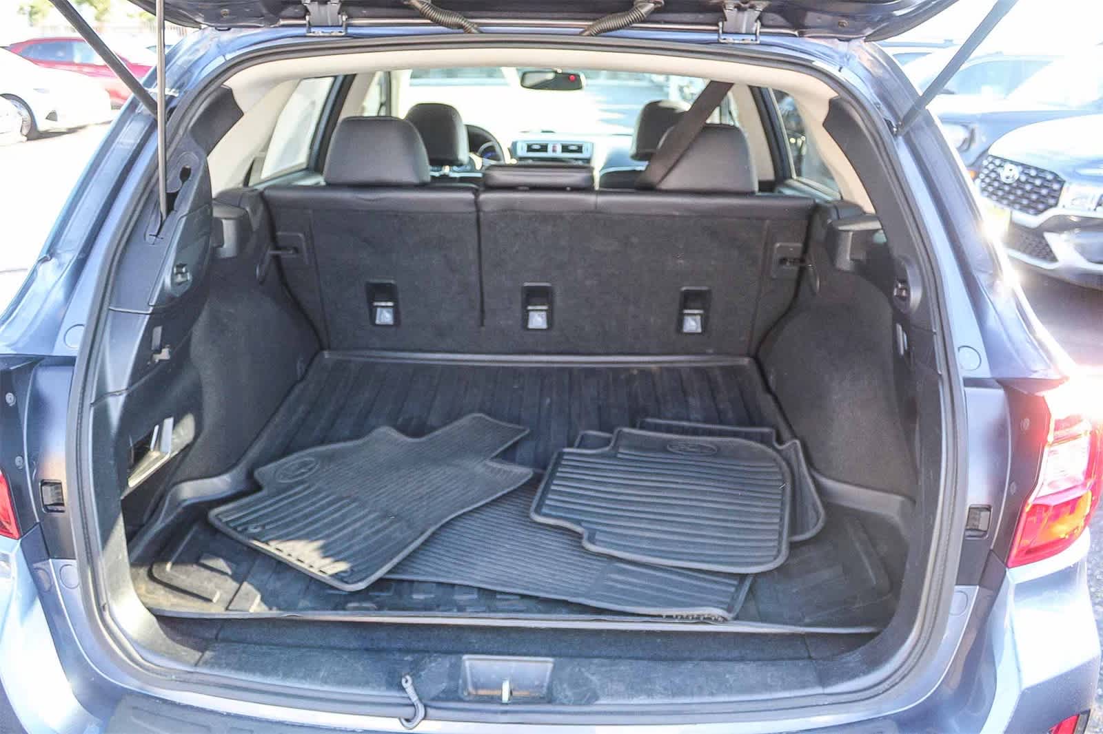 Thumbnail: 2017 Subaru Outback - 38