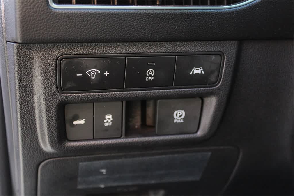 Thumbnail: 2023 Hyundai Sonata - 27