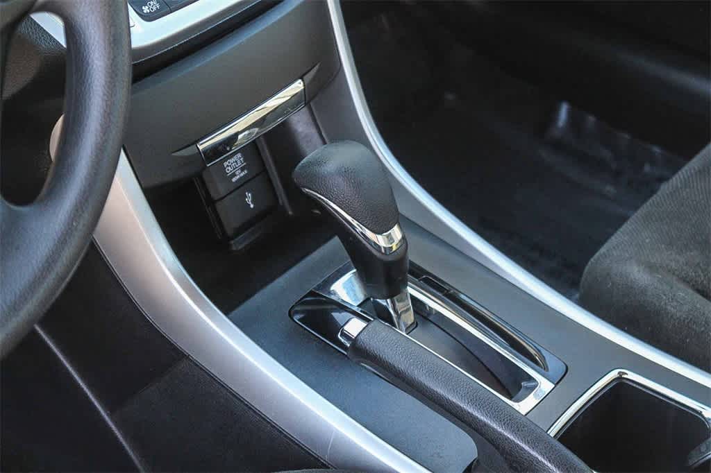 Thumbnail: 2013 Honda Accord - 26