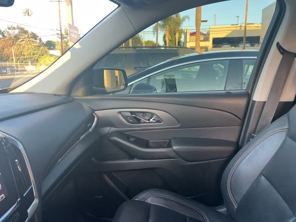 Thumbnail: 2019 Chevrolet Traverse - 23