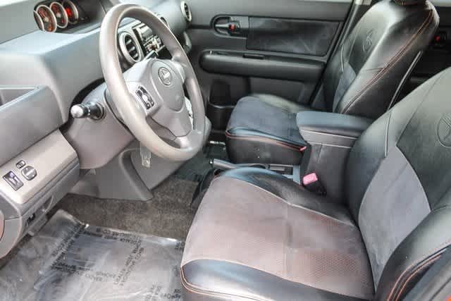 2012 Scion xB Base 17