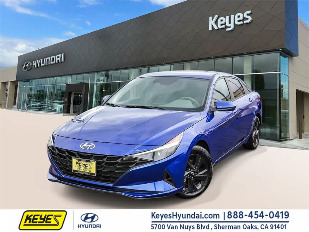 2023 Hyundai Elantra Blue's photo
