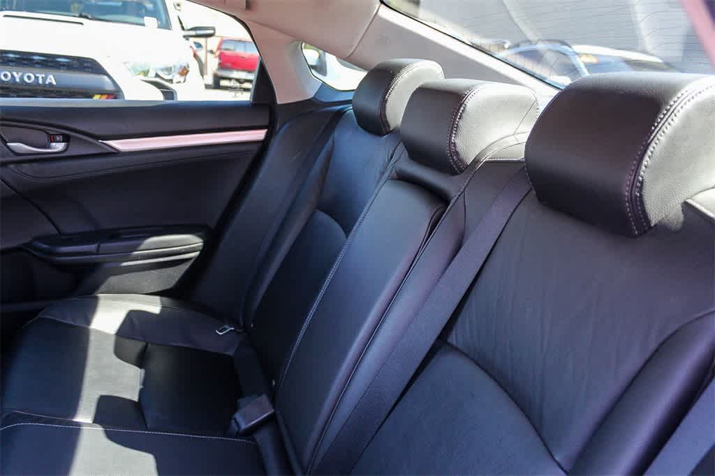 Thumbnail: 2016 Honda Civic - 18