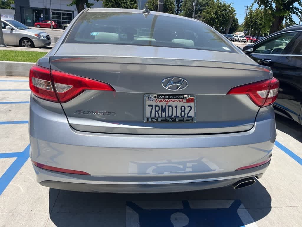 Thumbnail: 2016 Hyundai Sonata - 13