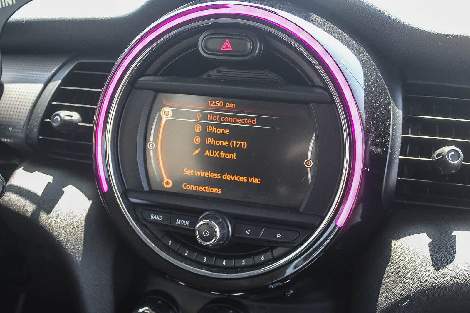 Thumbnail: 2017 MINI Cooper Hardtop - 18