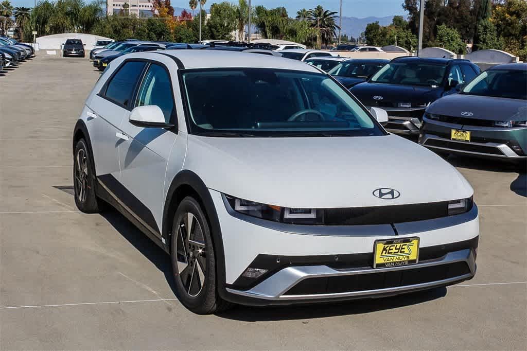 Thumbnail: 2026 Hyundai Ioniq 5 - 3