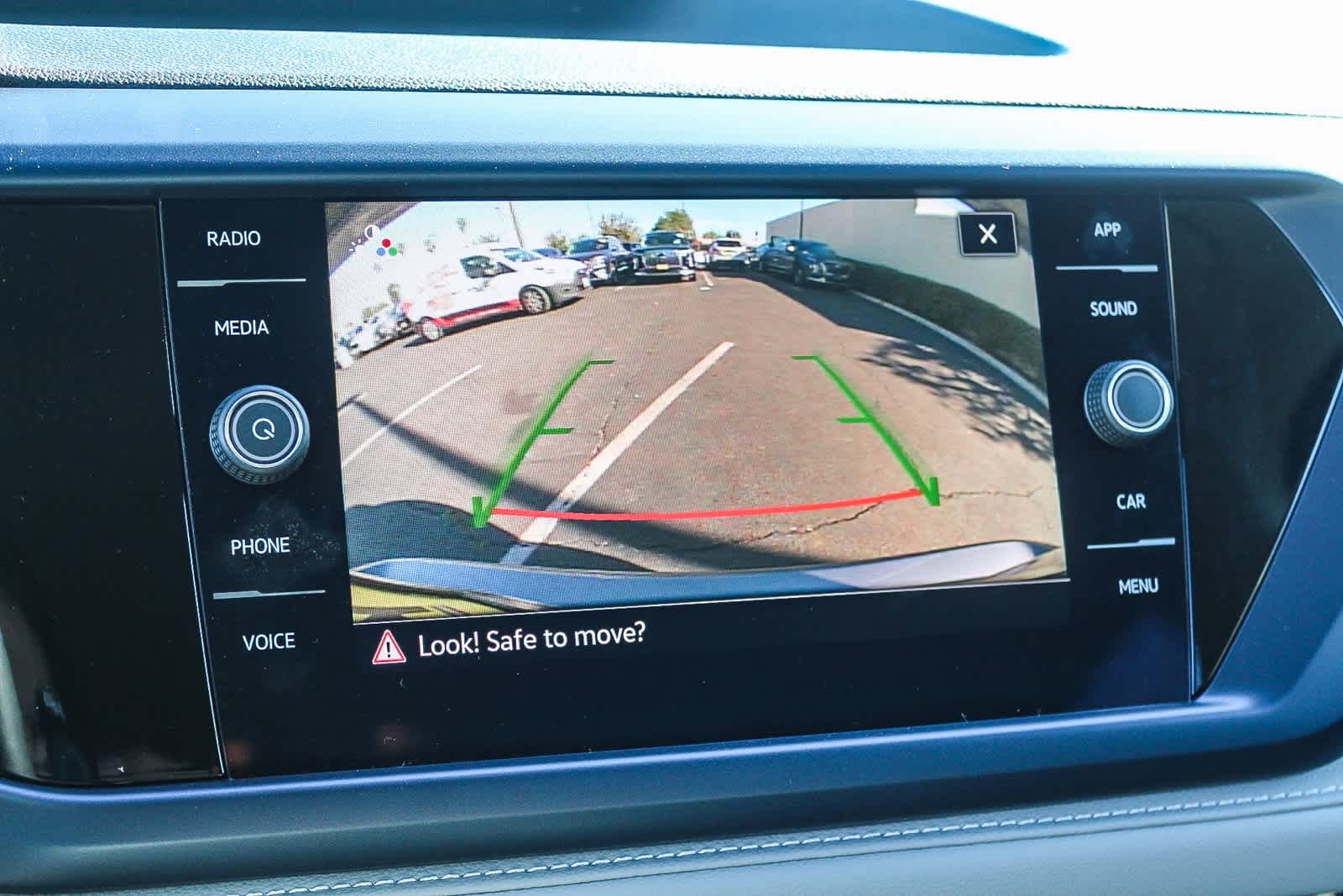 Thumbnail: 2024 Volkswagen Taos - 34