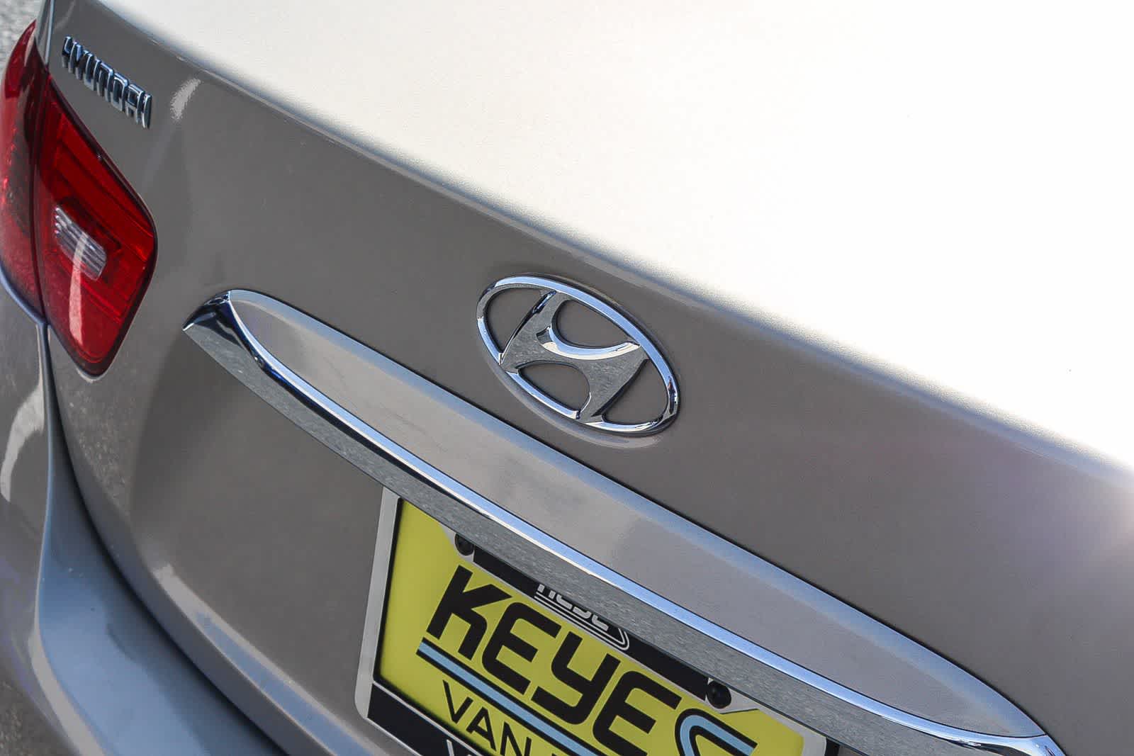 Thumbnail: 2010 Hyundai Elantra - 9