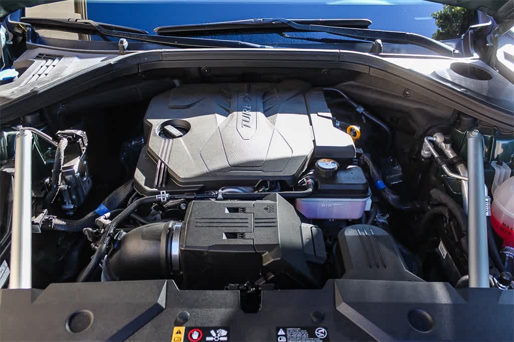 Thumbnail: 2023 Genesis GV70 - 34