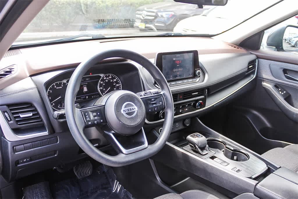 Thumbnail: 2021 Nissan Rogue - 21