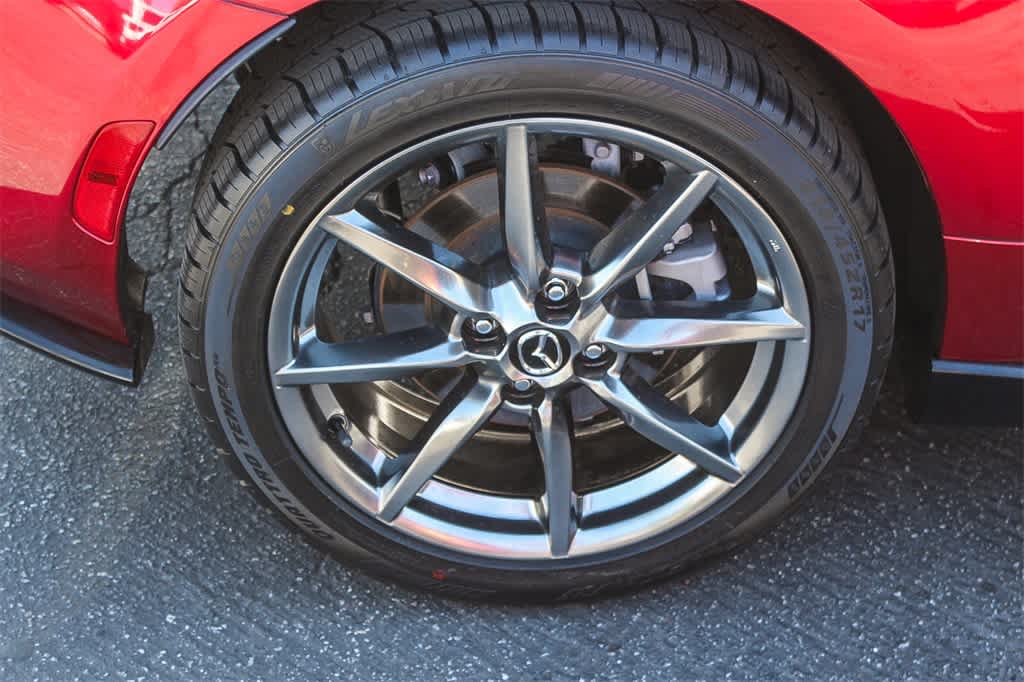 Thumbnail: 2022 Mazda MX-5 Miata - 9