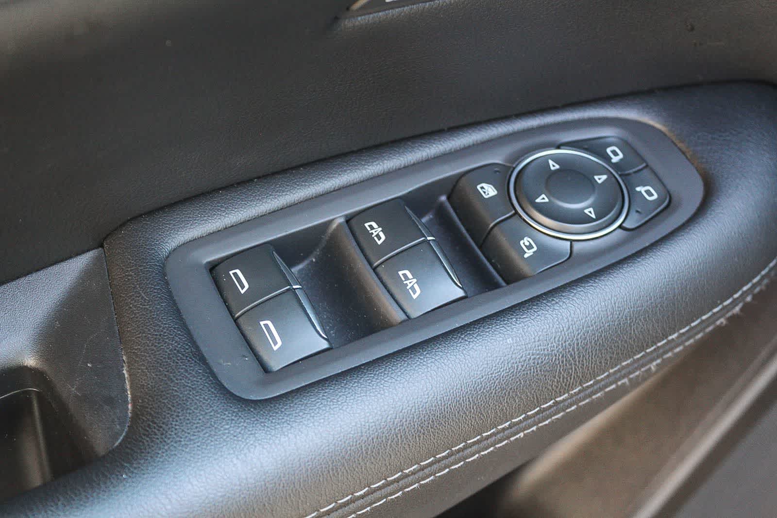 Thumbnail: 2022 Cadillac XT5 - 27