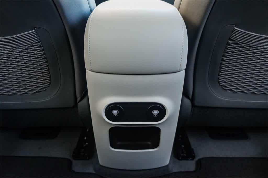 Thumbnail: 2025 Hyundai Ioniq 5 - 17