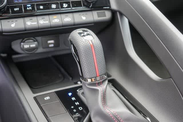 Thumbnail: 2025 Hyundai Elantra - 29