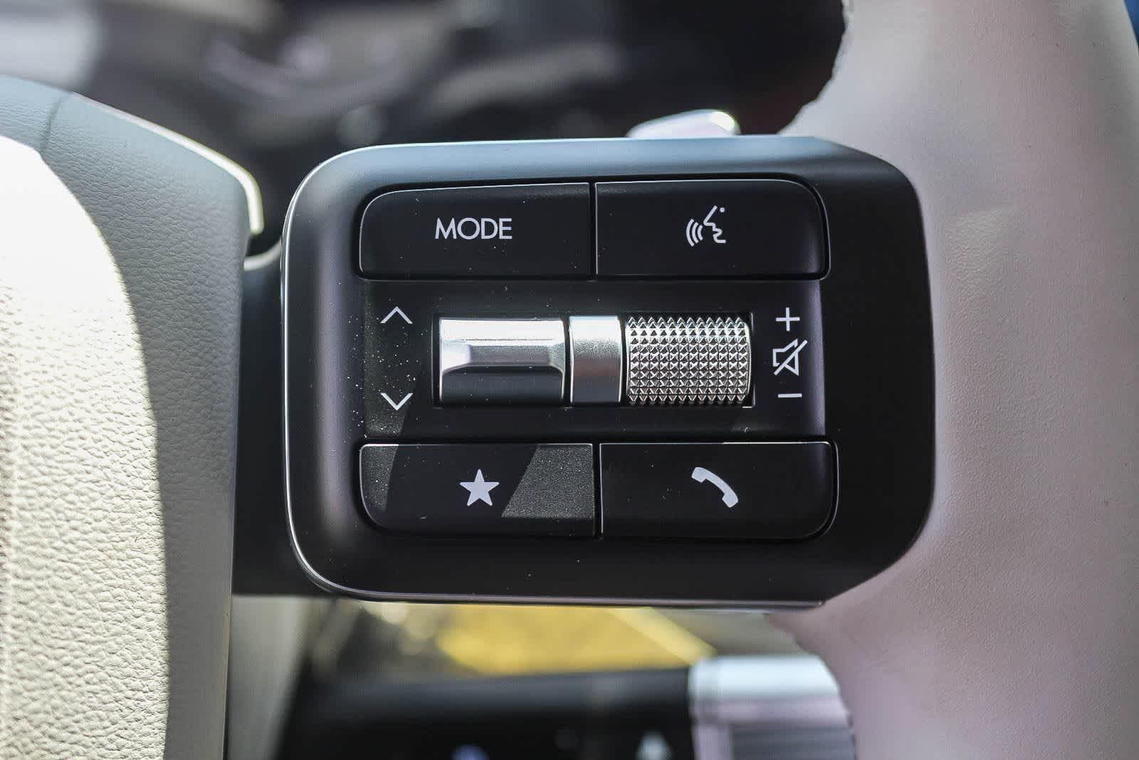 Thumbnail: 2026 Hyundai Santa Fe - 32