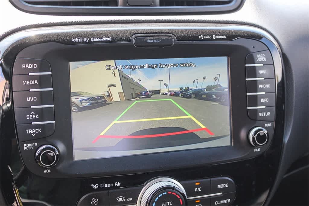Thumbnail: 2015 Kia Soul - 23