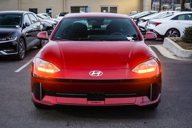 2025 Hyundai Ioniq 6 SE 2