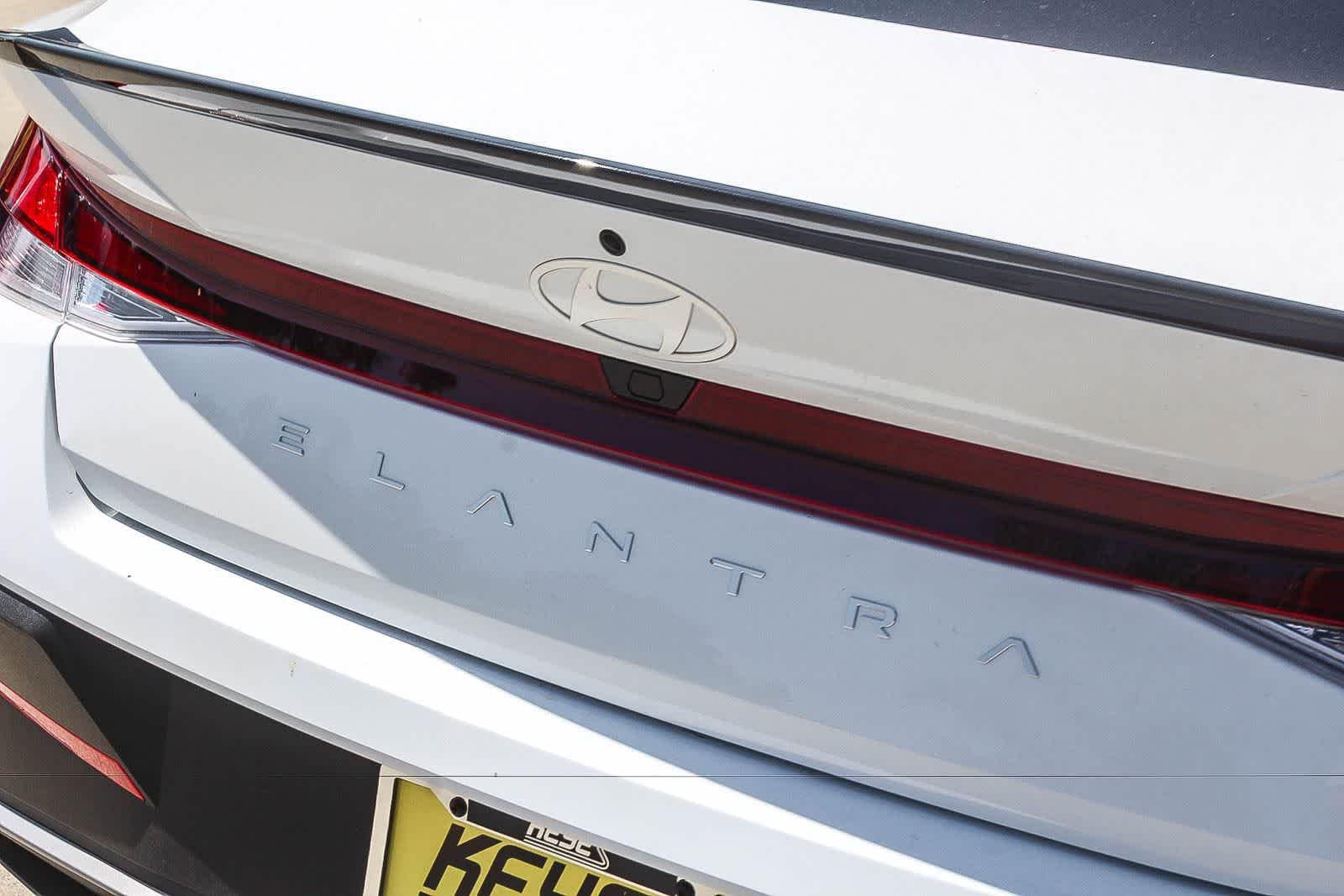 Thumbnail: 2026 Hyundai Elantra - 9