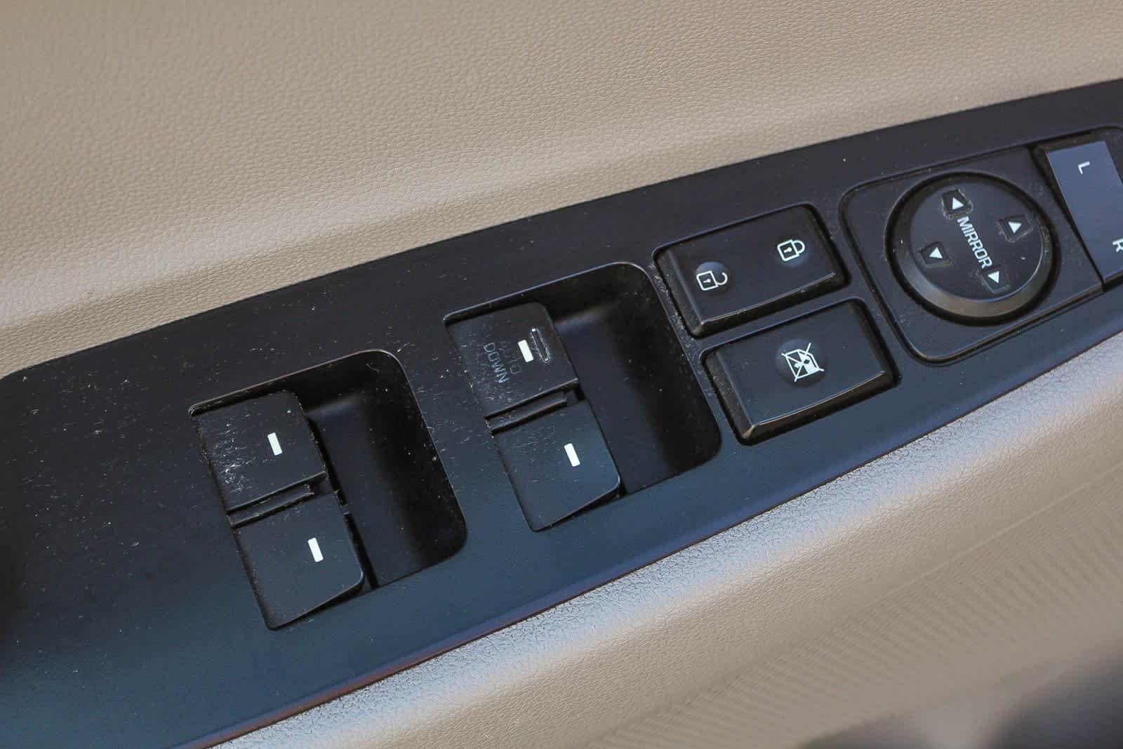 Thumbnail: 2019 Hyundai Tucson - 26