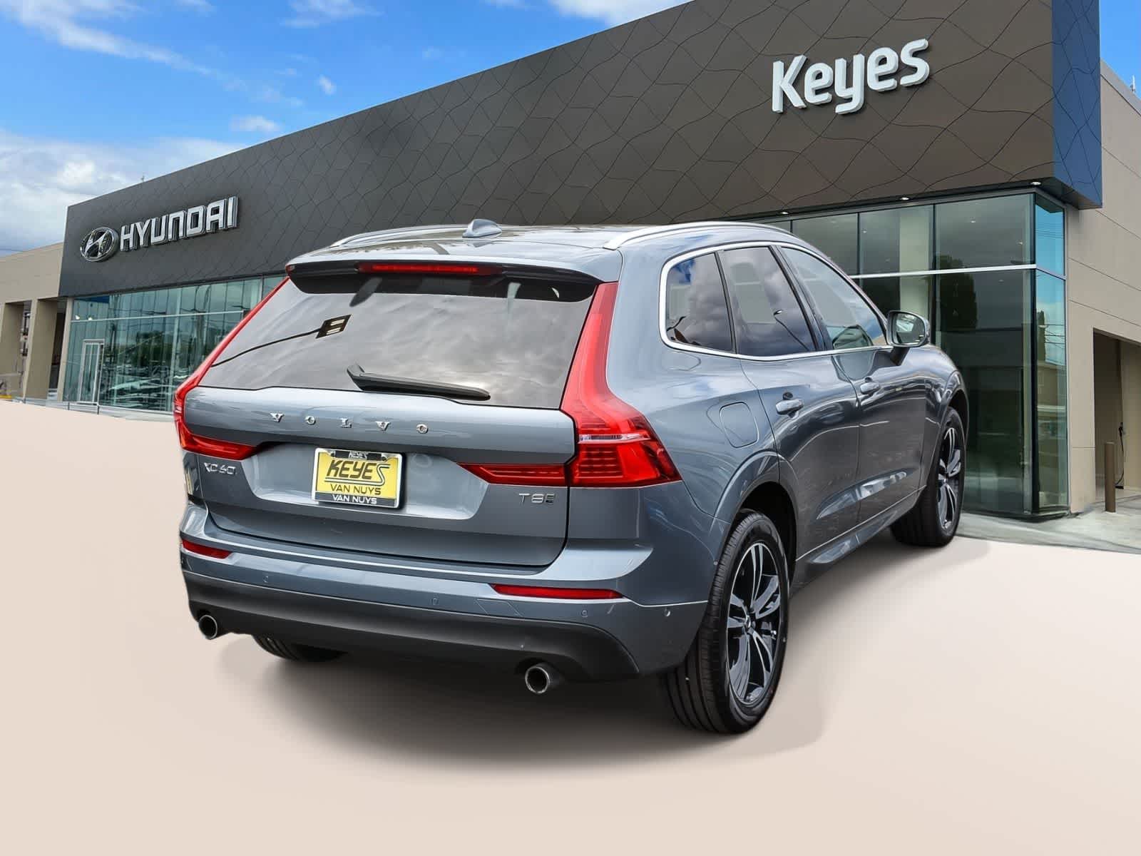 Thumbnail: 2018 Volvo XC60 - 4