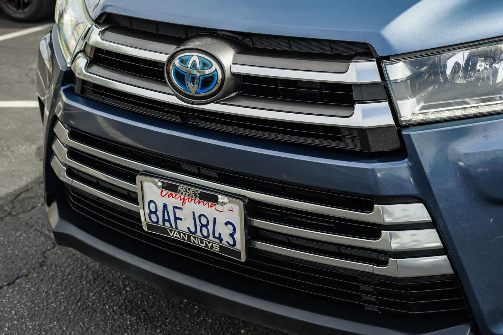 Thumbnail: 2017 Toyota Highlander - 9