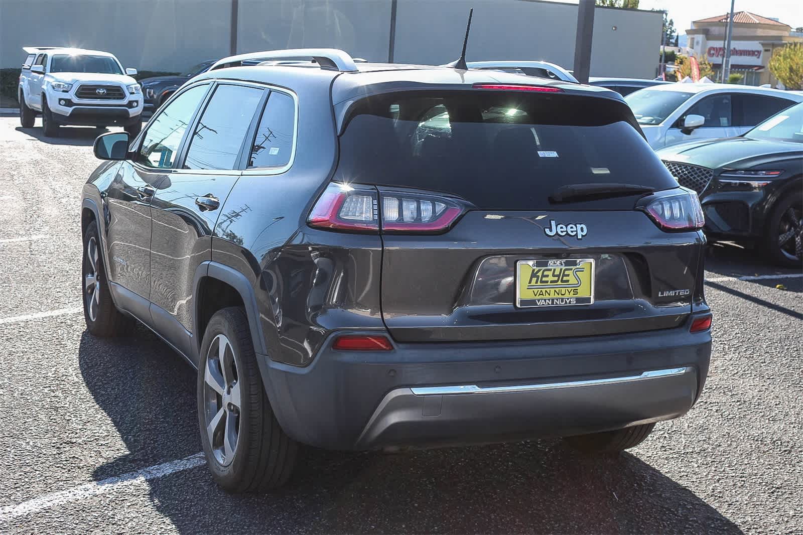 Thumbnail: 2019 Jeep Cherokee - 7