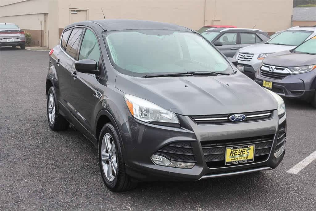 Thumbnail: 2015 Ford Escape - 3