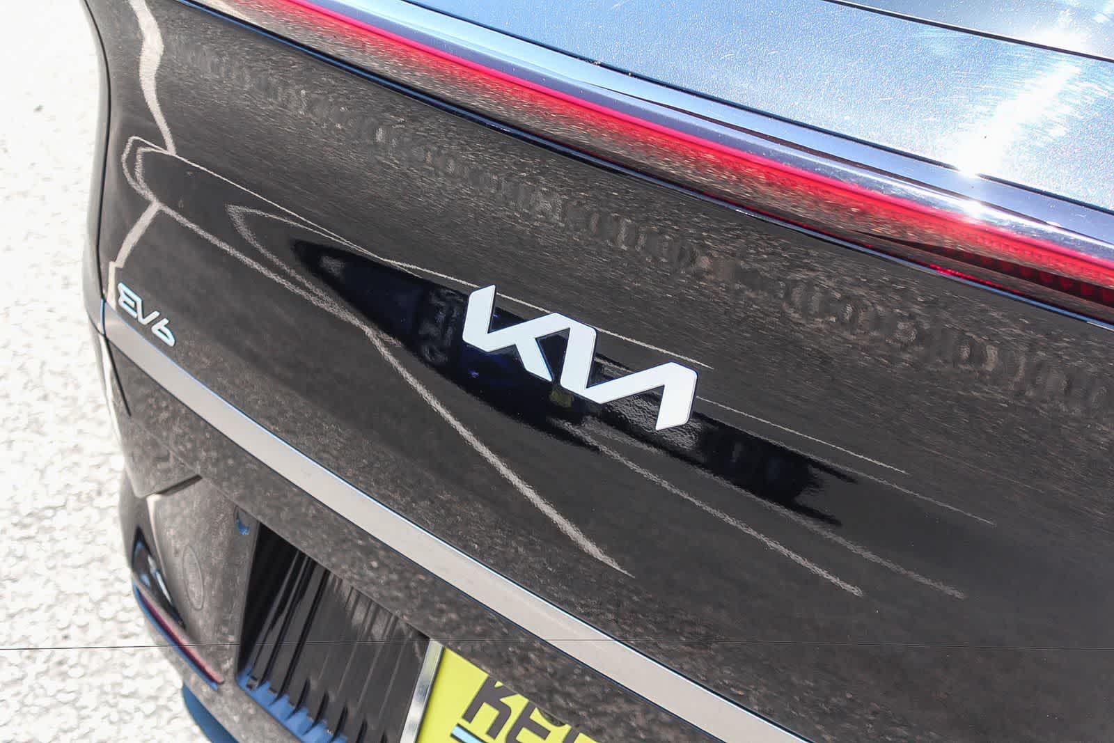Thumbnail: 2024 Kia EV6 - 11