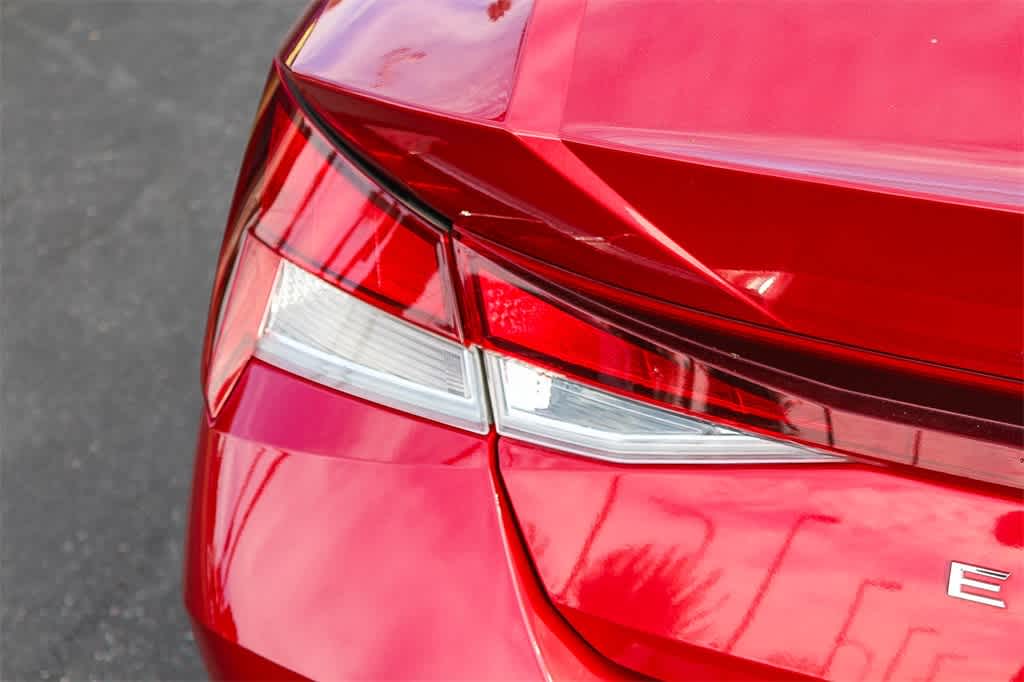 Thumbnail: 2023 Hyundai Elantra - 7