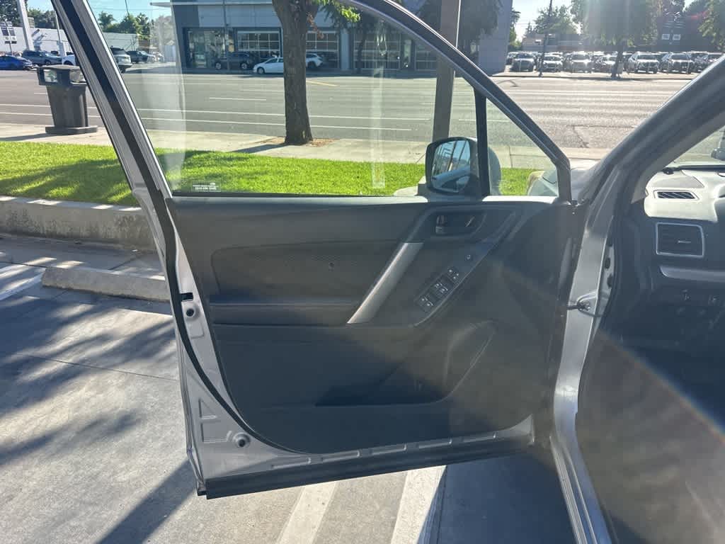 2017 Subaru Forester 2.5i 22