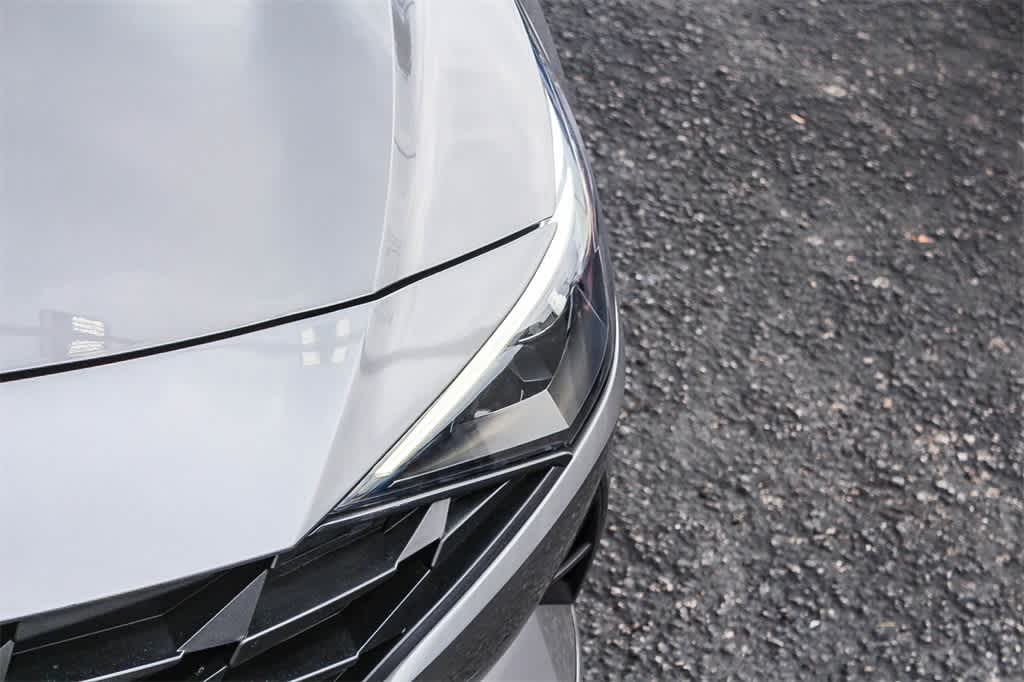 Thumbnail: 2023 Hyundai Elantra - 13