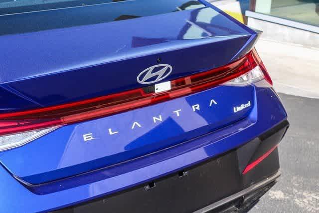Thumbnail: 2025 Hyundai Elantra - 25
