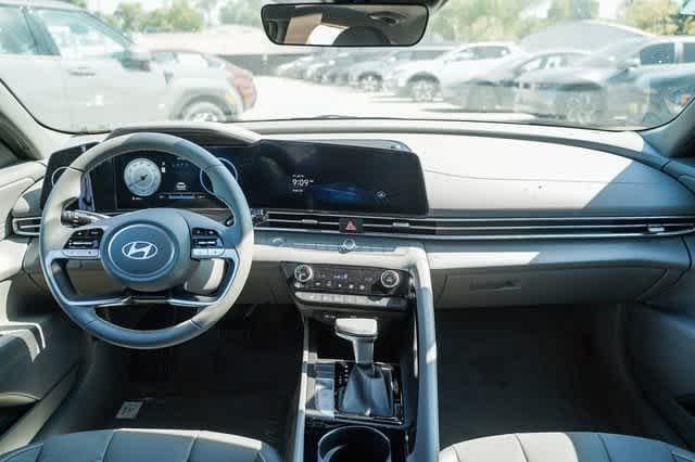 Thumbnail: 2024 Hyundai Elantra - 12
