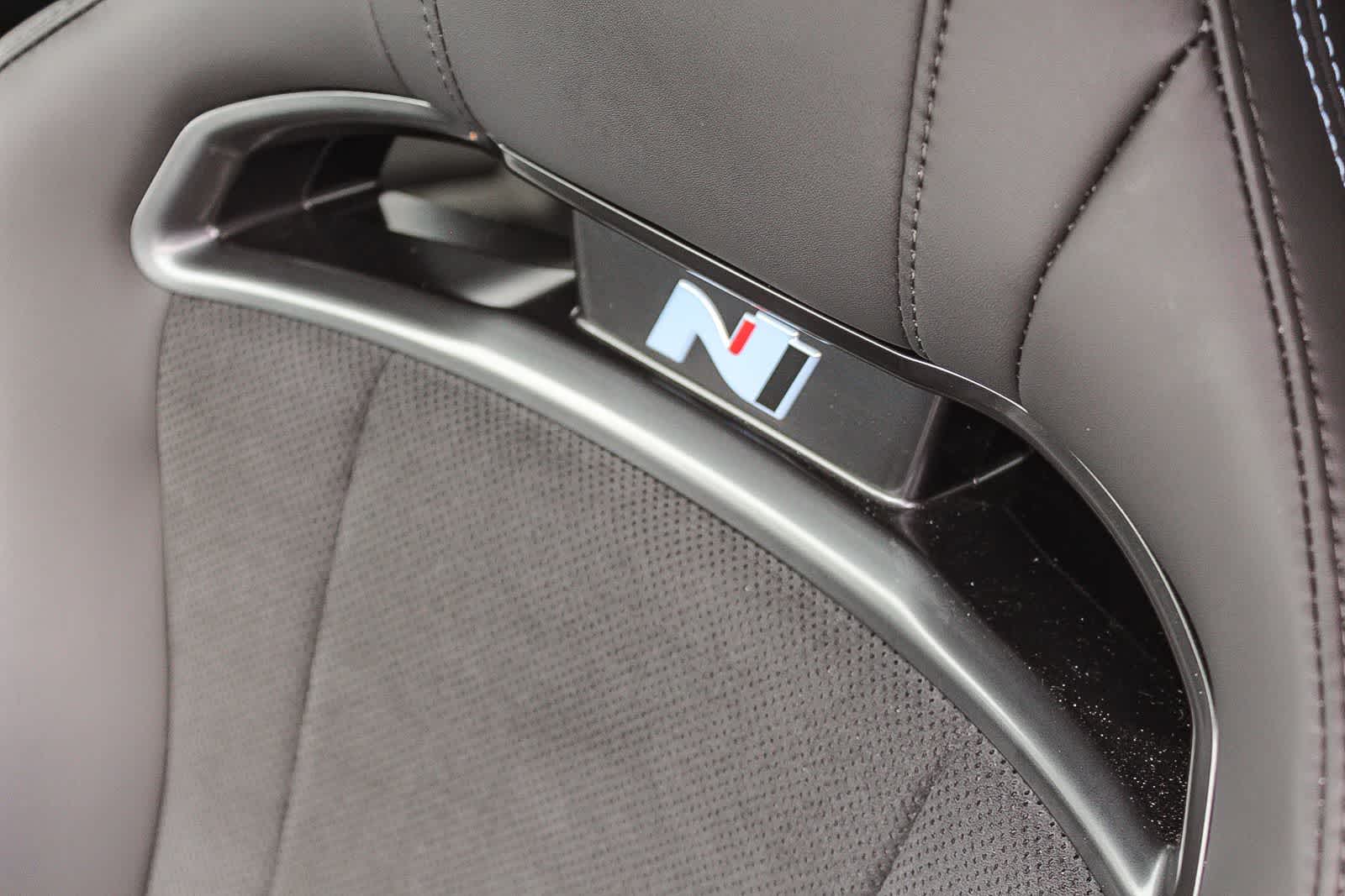 Thumbnail: 2025 Hyundai Ioniq 5 - 36