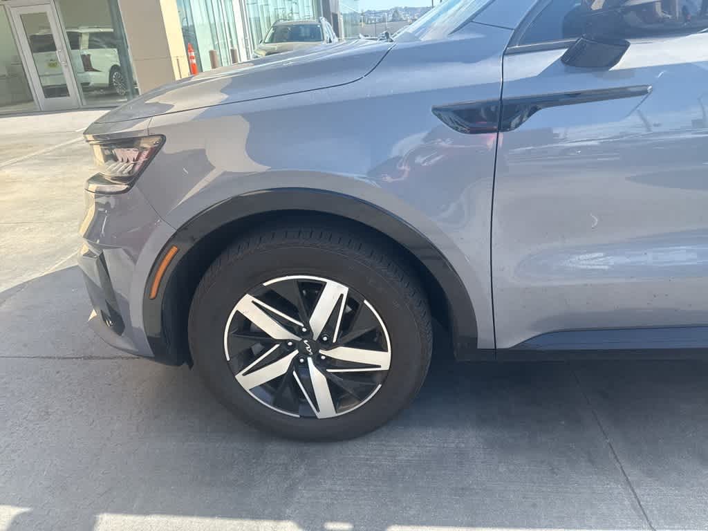 Thumbnail: 2022 Kia Sorento - 10