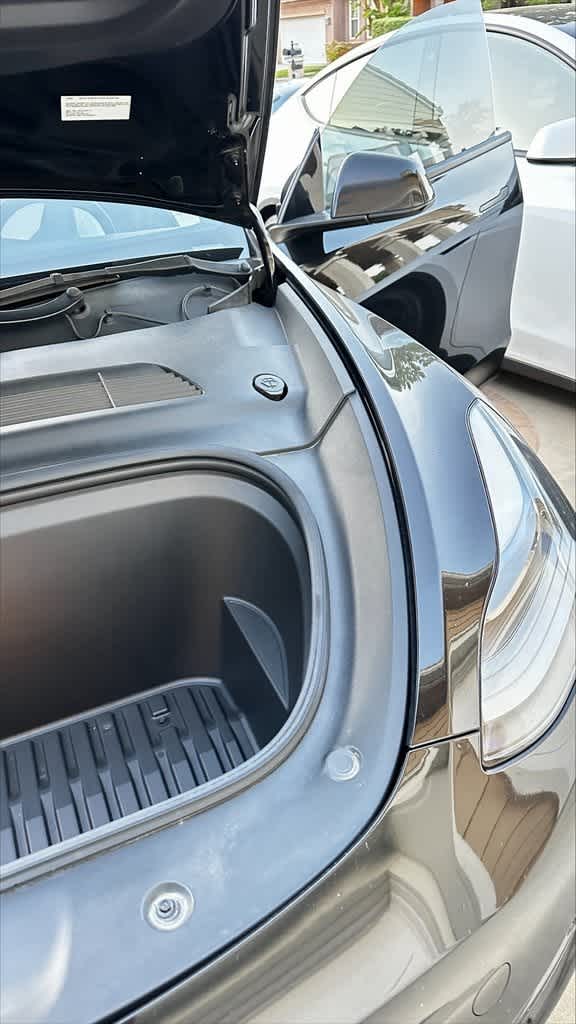 Used 2022 Tesla Model Y Performance with VIN 7SAYGDEF3NF336966 for sale in Van Nuys, CA