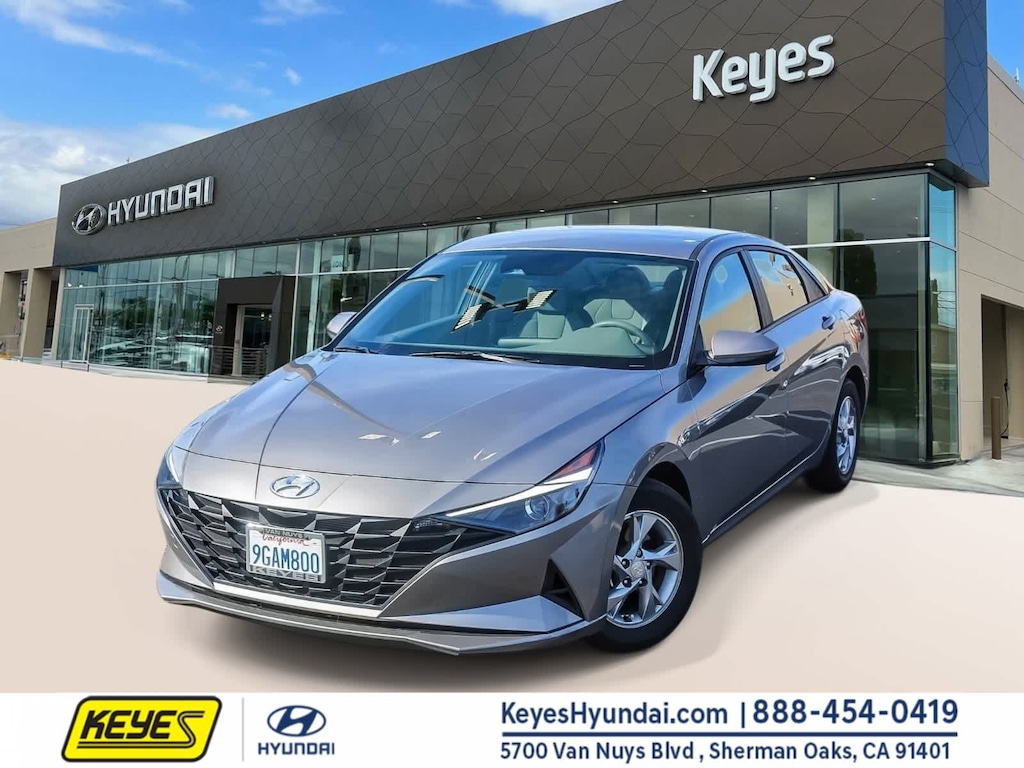 Used 2023 Hyundai Elantra SE Sedan