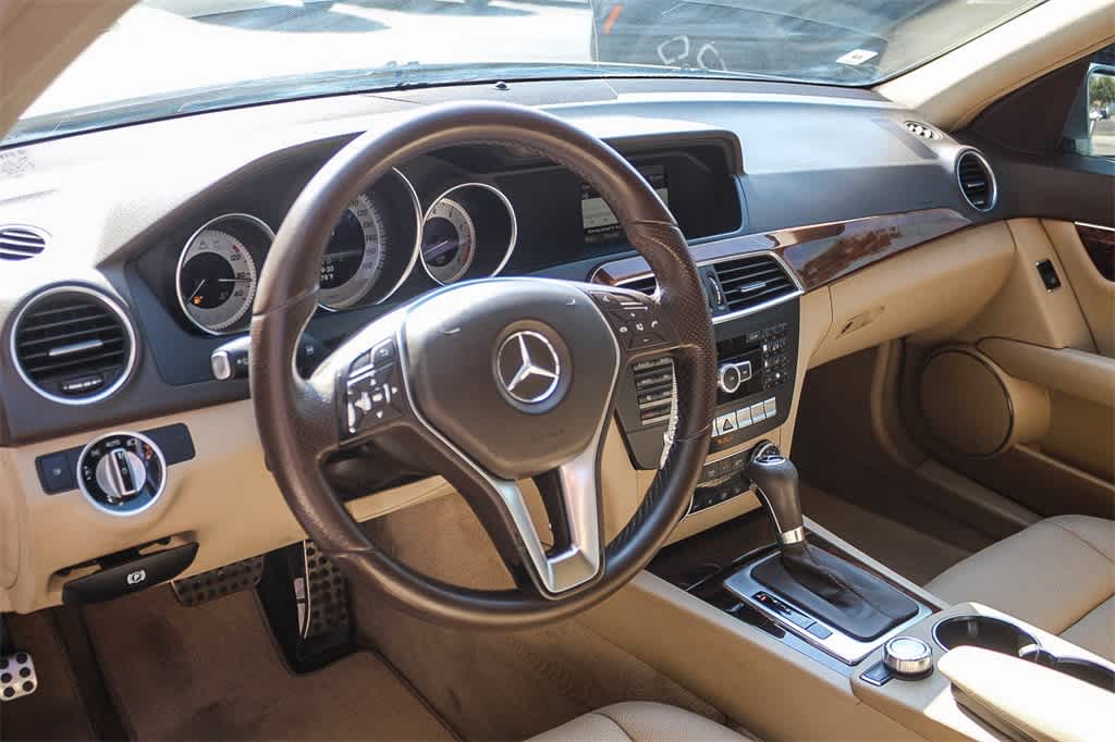 Thumbnail: 2013 Mercedes-Benz C-Class - 17